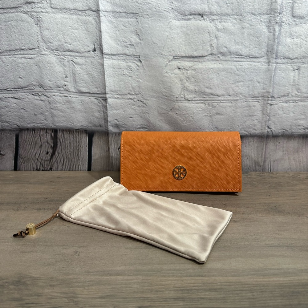 Tory Burch glasses hard and soft case